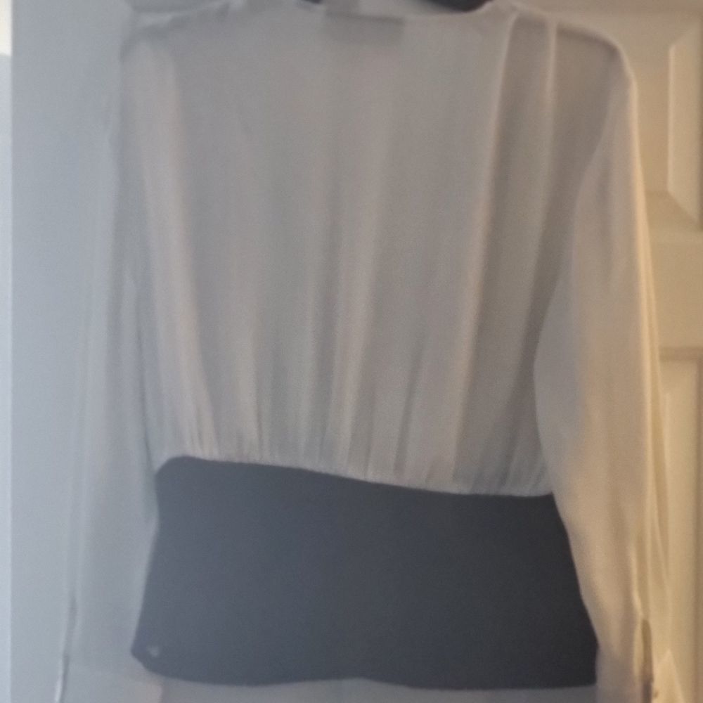 2pc Outfit - Picture 2 of 4
